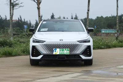 Original 2022 Changan SL03 515 véhicule électrique voiture d'occasion 5 portes 5 sièges Changan Shenlan Deepal SL03 515km voiture électrique longue portée